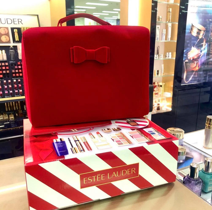 Estee Lauder Holiday Blockbuster 2020 USA Travel Case 1 ใบ