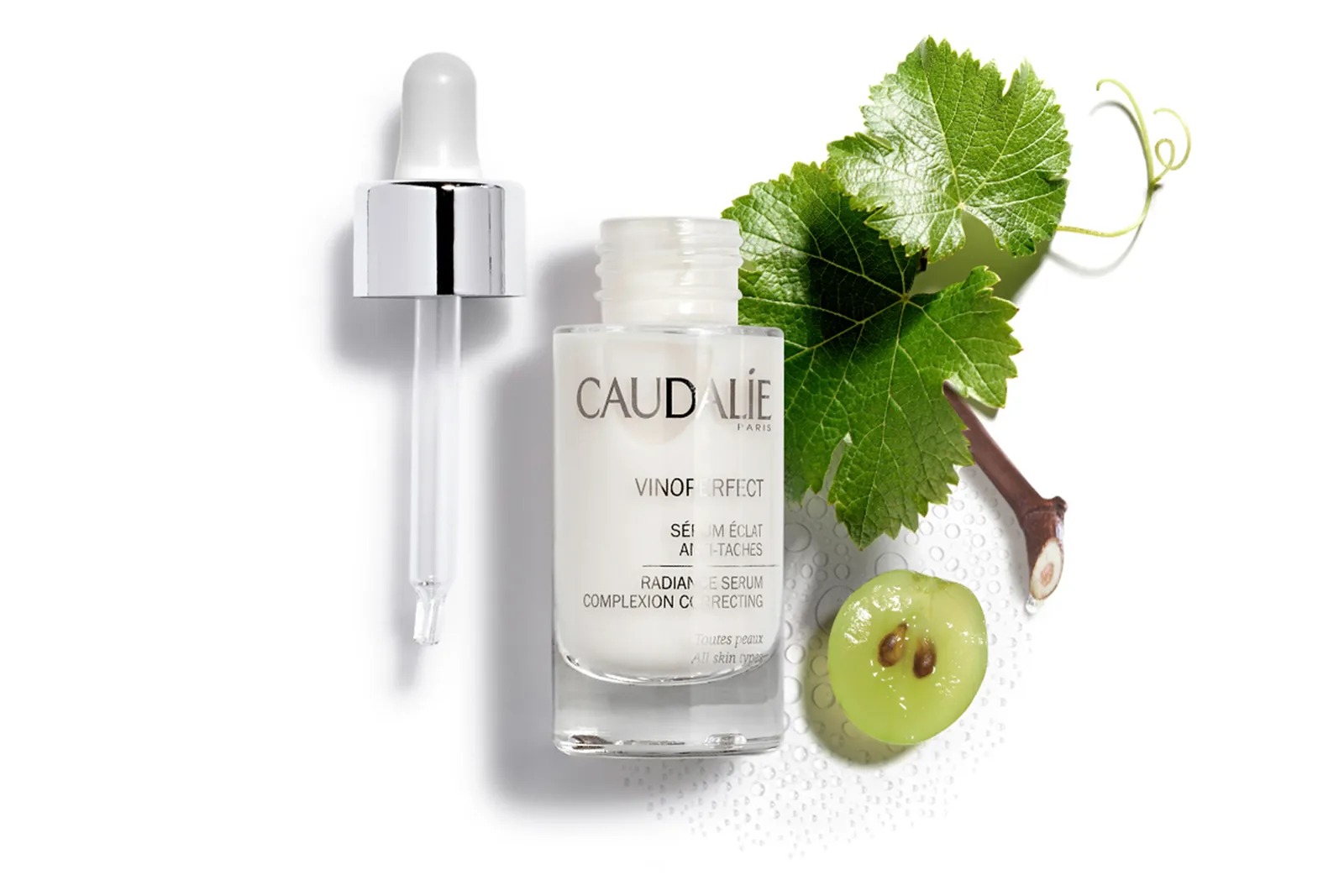 Caudalie Vinoperfect Radiance Serum Complexion Correcting 10ml เซรั่มวิตามินซี อ่อนโยนต่อผิว ลดจุดด่างดำ ลดฝ้า เผยผิวสว่าง เหมาะสำหรับทุกสภาพผิว แม้ผิวแพ้ง่าย